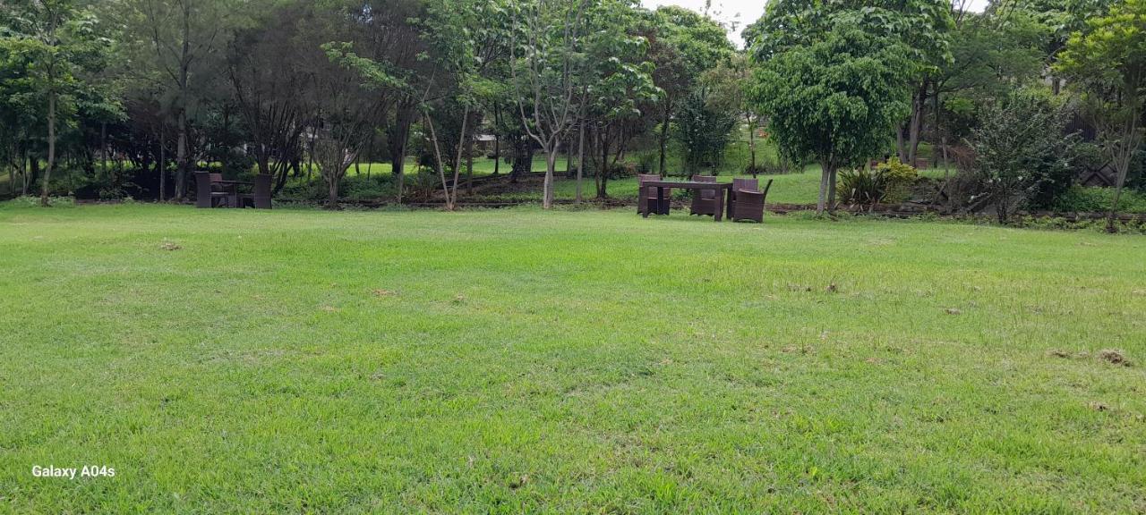 Esikar Gardens Hotel Narok Exterior foto