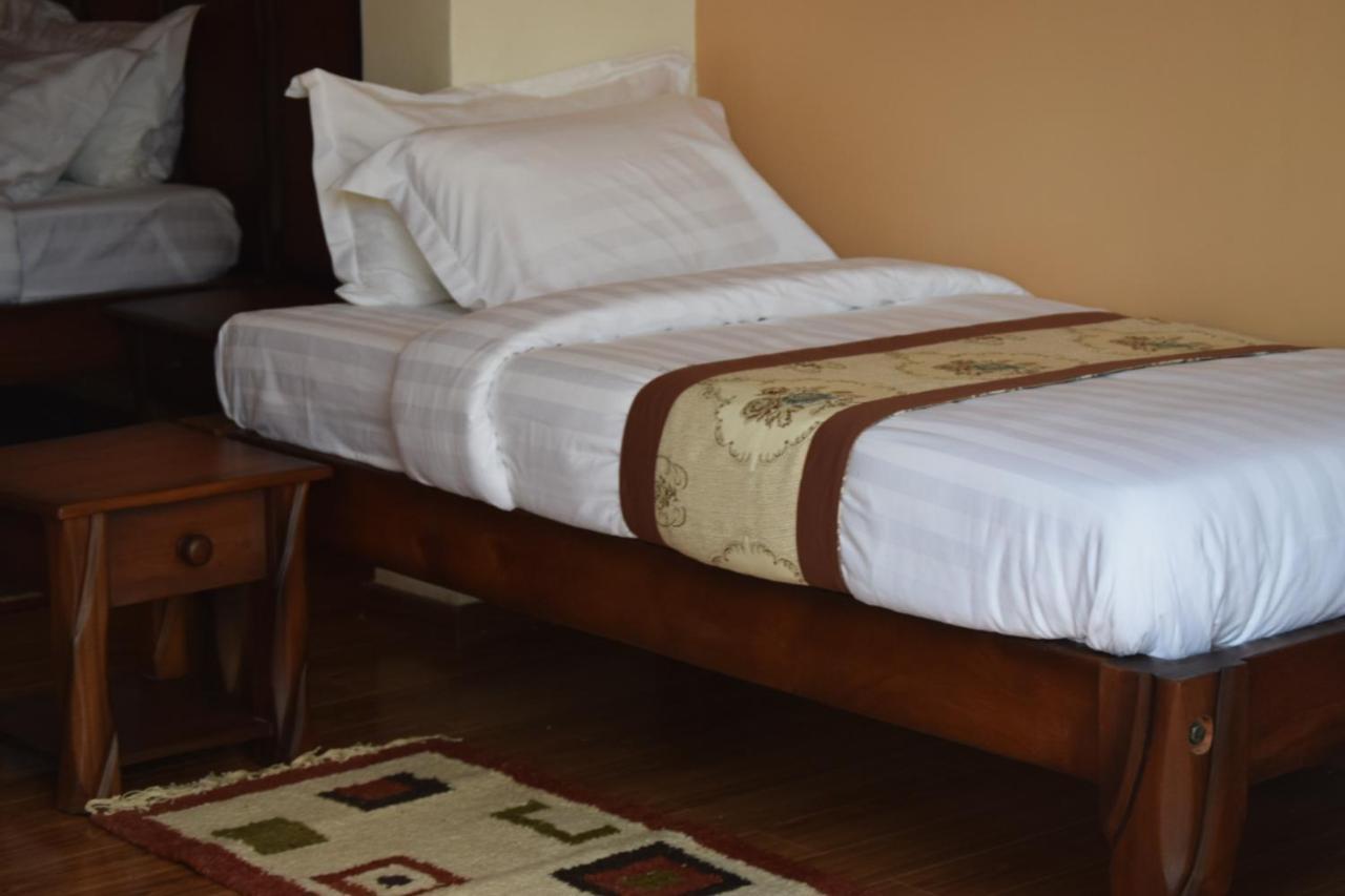 Esikar Gardens Hotel Narok Exterior foto